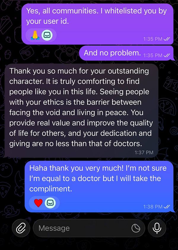 Humorous review from a Saudi Arabian customer praising a bed product, featuring a smiling middle-aged man holding a cardboard sign with a handwritten message.