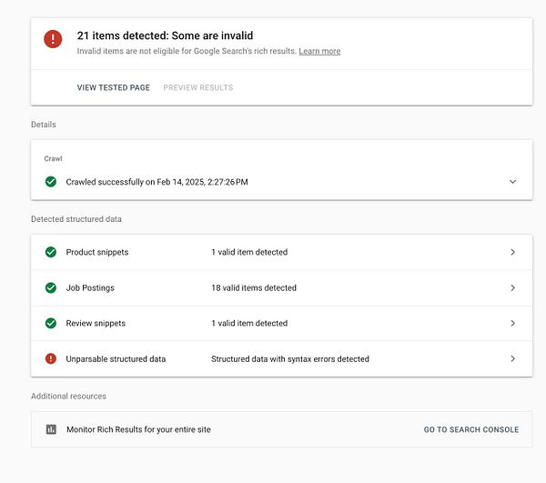 The image displays a Google Search Console report indicating issues with structured data on a webpage.