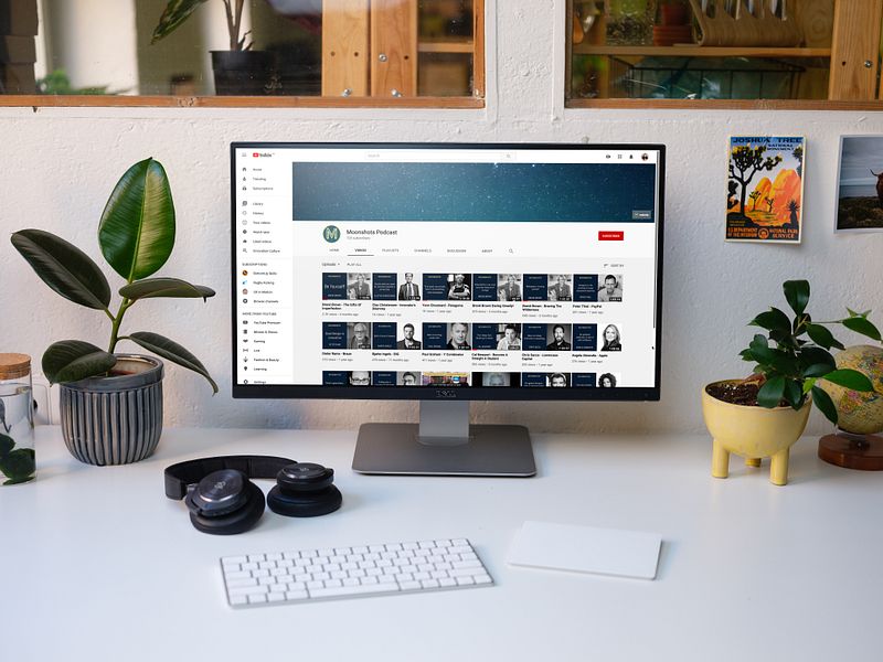 Moonshots.io