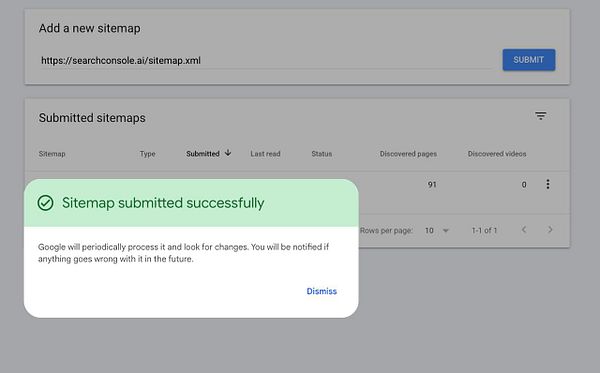Screenshot of a Google Search Console sitemap management page showing a sitemap called 'sitemap.xml' and options to add or remove sitemaps.