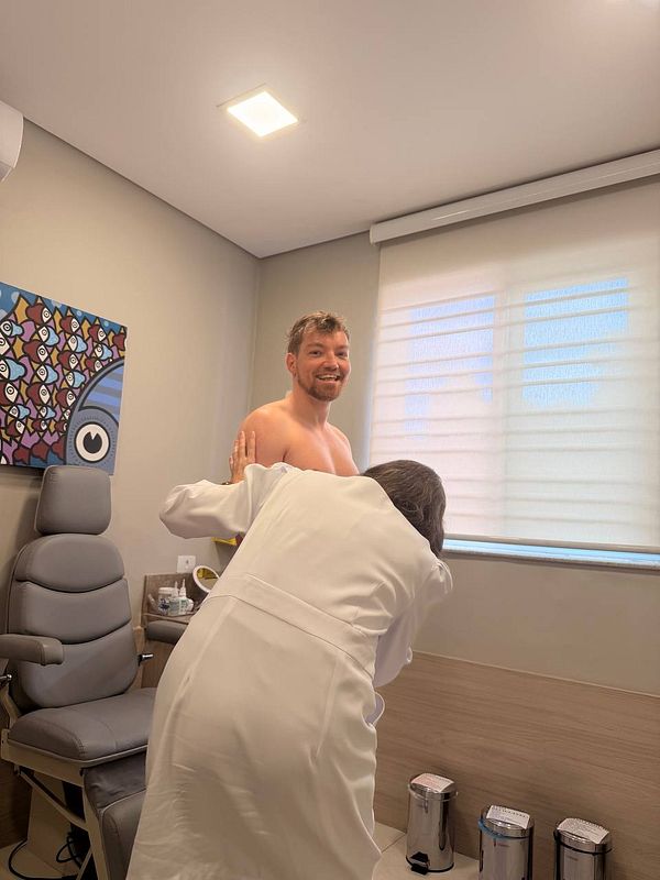 A dermatologist consultation chart showing skincare product instructions and skin analysis data.