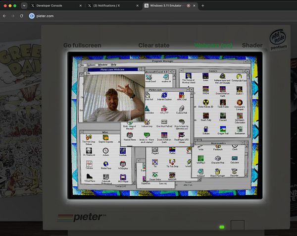 Screenshot of a Windows 3.11 application window named Webcam.exe displaying a test video feed and various control buttons.