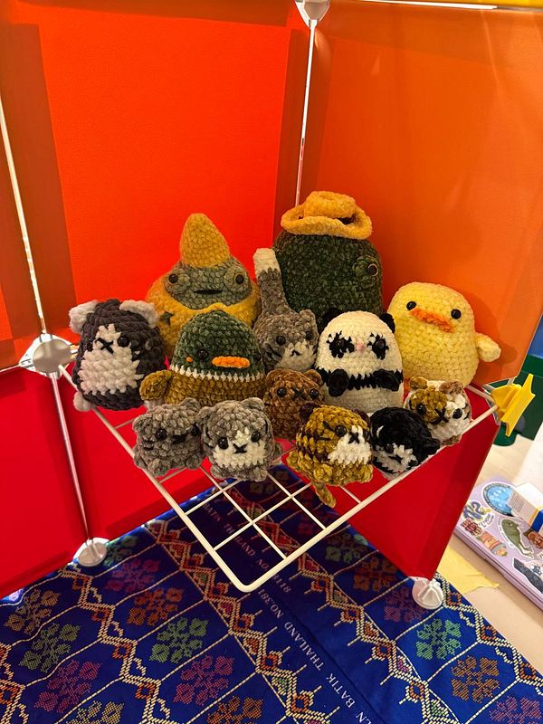 A detailed 3D floor plan rendering of a 2.25m wide prototype maxi booth design for a convention setup.