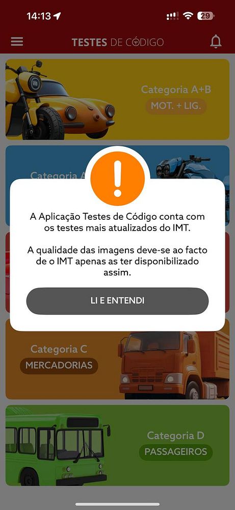 The image displays a mobile app interface for a Portuguese driving test application.