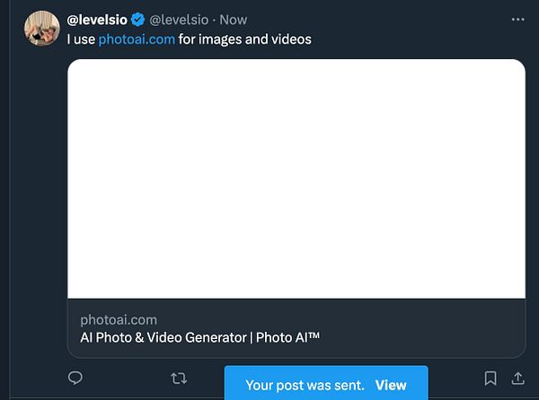 A Twitter post featuring a blank preview for a link to photoai.com.