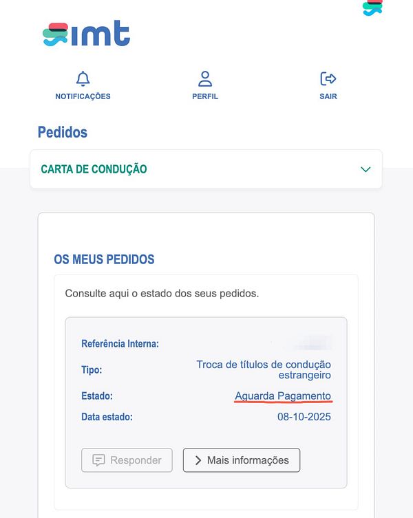 The image displays a digital interface for tracking the status of a driving license transfer request.