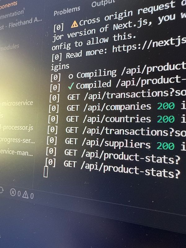 The image displays a programming interface showing API requests and compilation status in a development environment.
