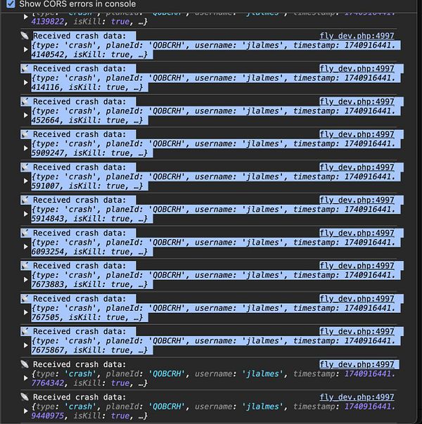 The image displays a console log showing multiple crash data entries related to a specific user.
