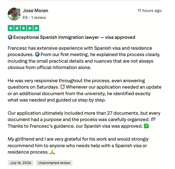 Screenshot of a Google Play Store page for the mobile app 'Fournier Hotel Gestión Hotelera' showing user ratings, reviews, and app details.
