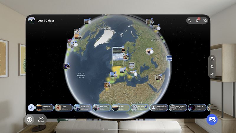Screenshot of mapnow - moments on a map
