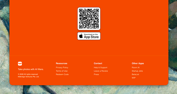 Homepage screenshot showing a main image with a QR code on the lower right side alongside download options for an app.