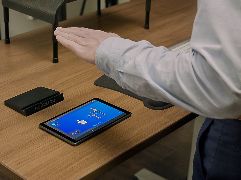 The Nextergo Smart Standing Desk