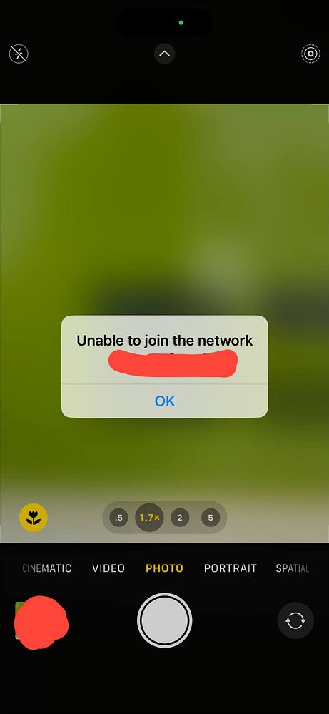 A smartphone screen displays an error message indicating a WiFi connection issue.