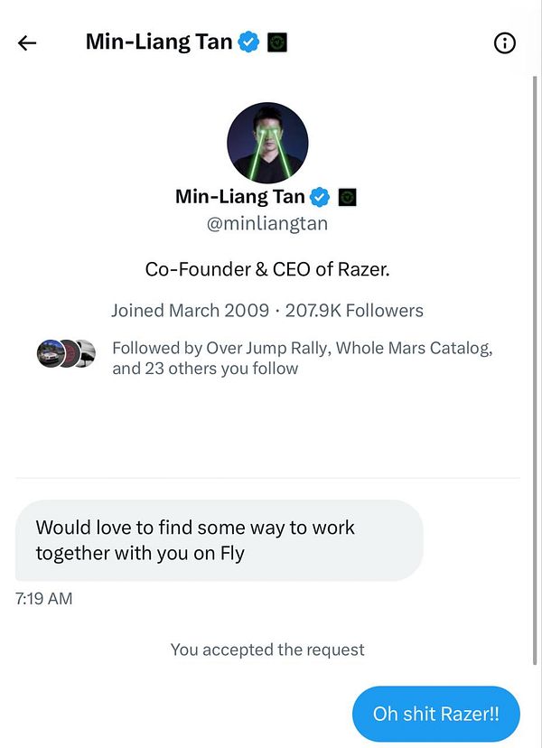 A Twitter direct message conversation involving Min-Liang Tan, the CEO of Razer.
