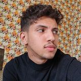 Younès B.