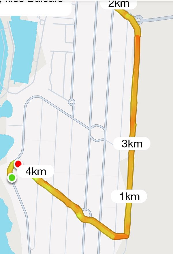 A map displaying a running route with distance markers.