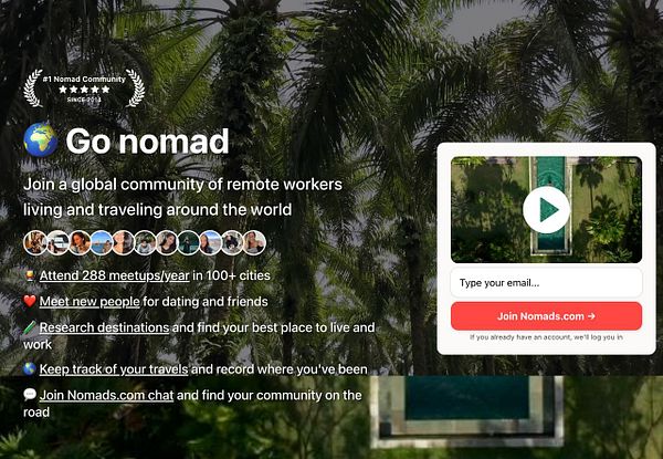 Screenshot of a webpage interface showing user avatars and a logged-in state message, highlighting empty avatars for non-logged-in users.