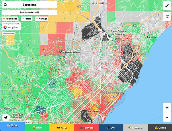 Map of Barcelona highlighting various neighborhoods with crime areas marked in red.