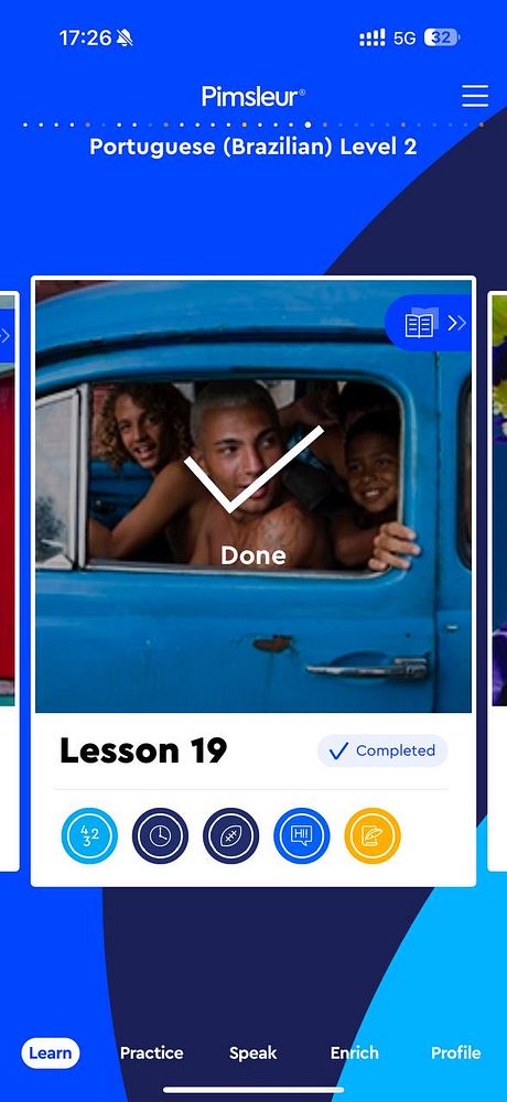 The image displays a completed lesson from the Pimsleur Portuguese language learning app.