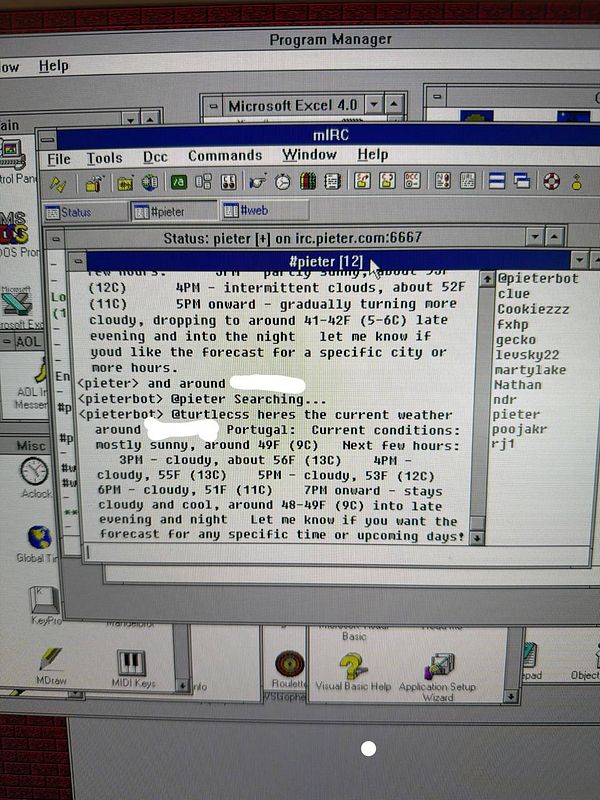 A screenshot of an IRC chat window displaying weather information.