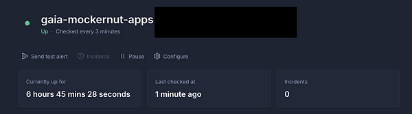 The image displays a monitoring dashboard for a home server's uptime and latency metrics.